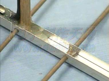 簡(jiǎn)單易制的高增益天線UHF Antenna